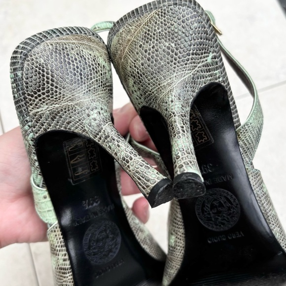 Versace heels snake skin black turquoise green size EU 38.5 (8.5 US) - Picture 6 of 7